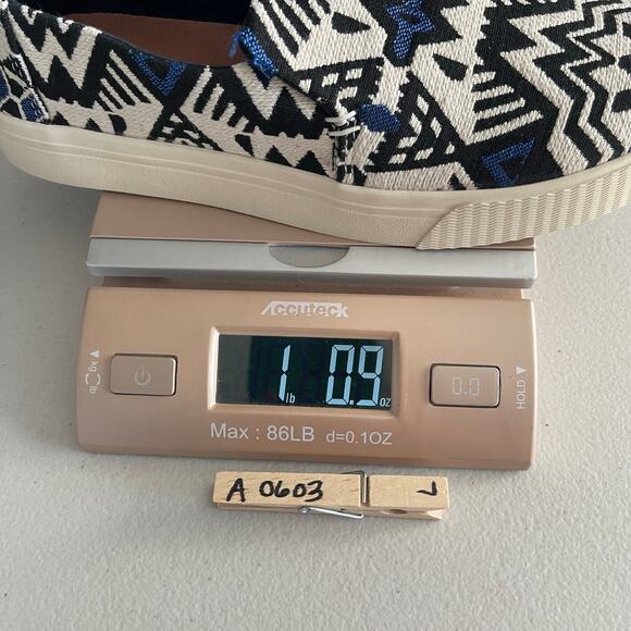 Toms Shoes Womens 6.5 Navy Embroidered Aztec Sunset Stellar Slip-on Flat - Picture 13 of 14